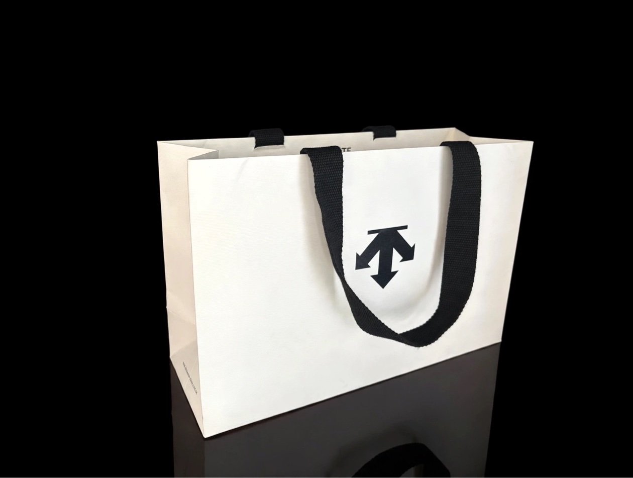 Descente Paper Bag