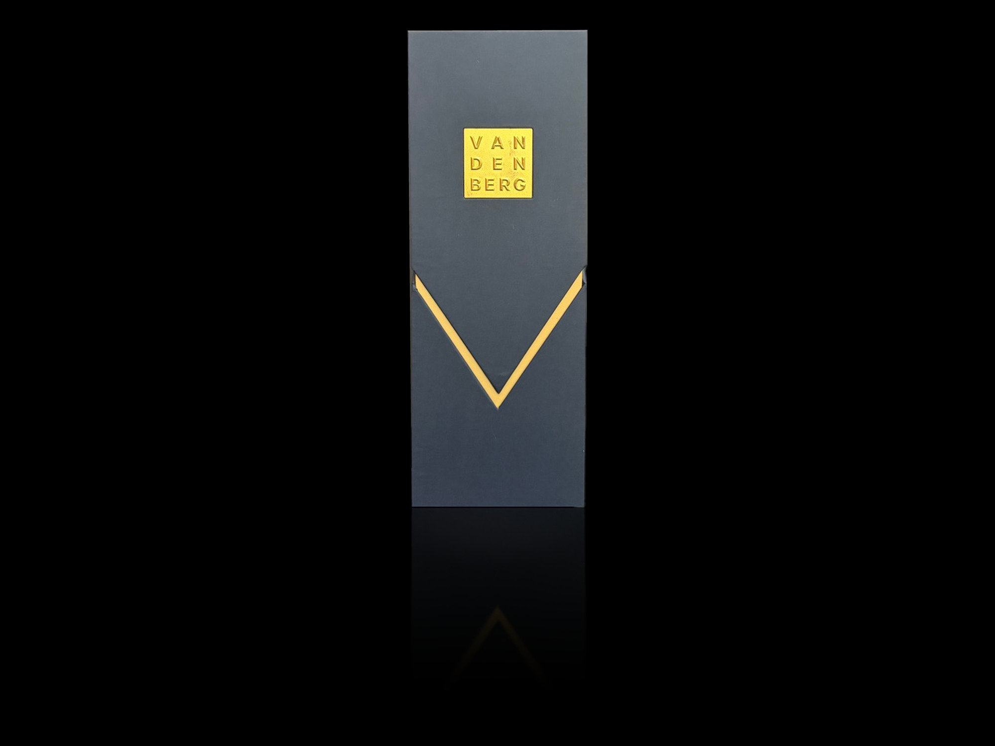 علبة نبيذ صلبة كحلية بملصق ذهبي &middot; علبة نبيذ &middot; Yoofo Packaging