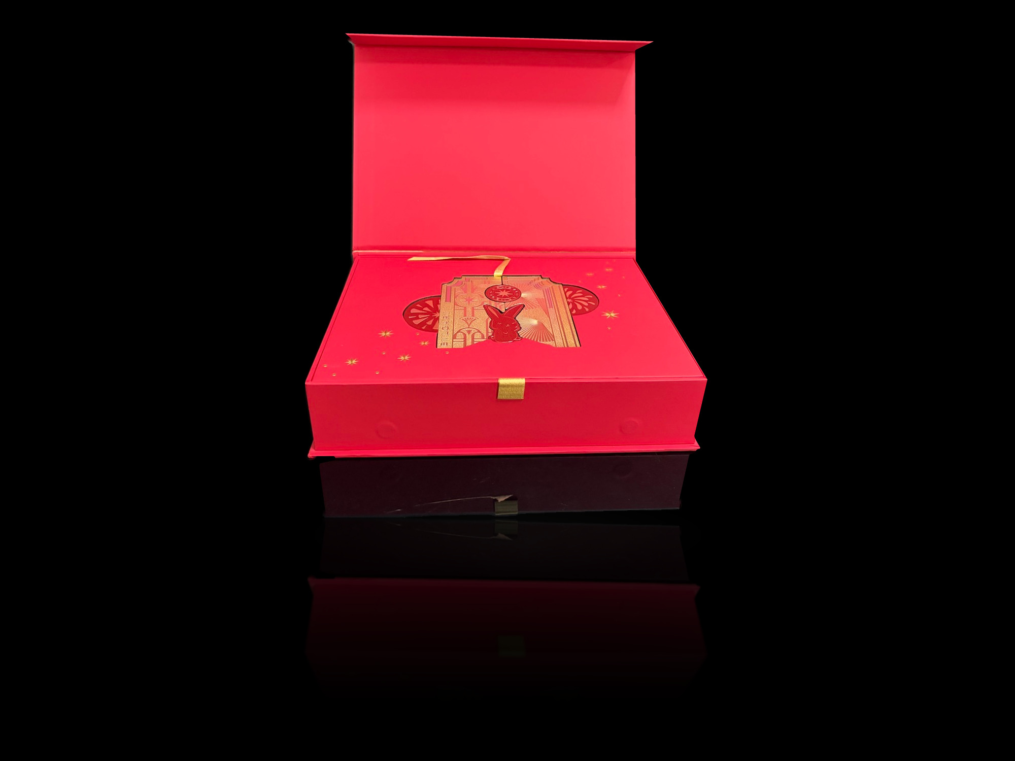 レッド エンボスモノグラム ゴールドスター 高級ギフトボックス &middot; ラグジュアリーギフトボックス &middot; Yoofo Packaging (3)